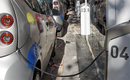 Le service de voitures électriques Autolib' a été lancé en décembre 2011 à Paris ﻿(© flickr - Tous droits réservés par autolib'﻿).
