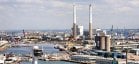 Vue aérienne du port et de la centrale au charbon du Havre.