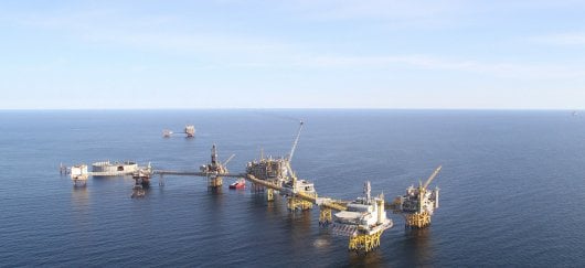 Plateforme de pétrole et gaz offshore en mer du nord